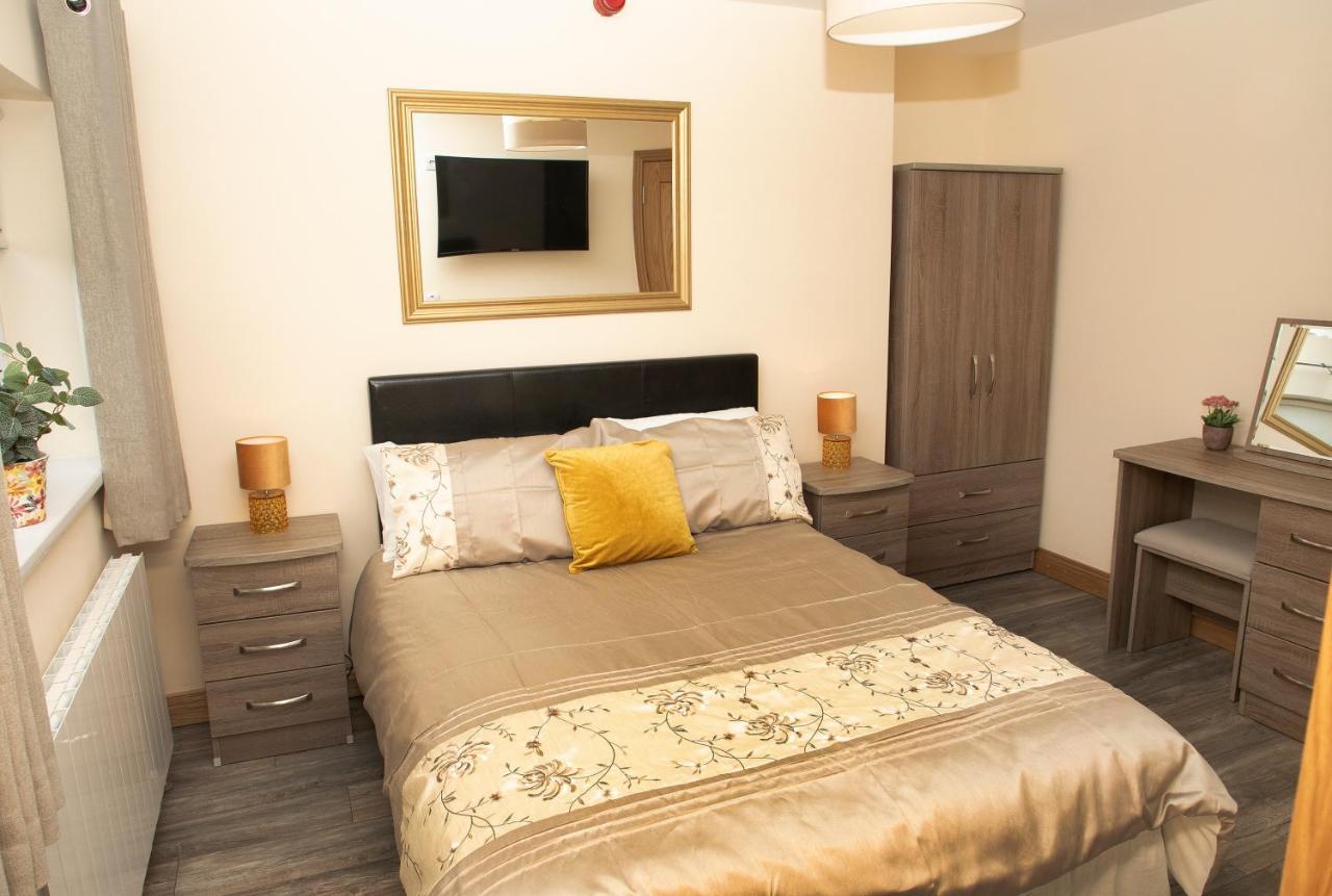 Arch House Apartments Атлоун Екстериор снимка