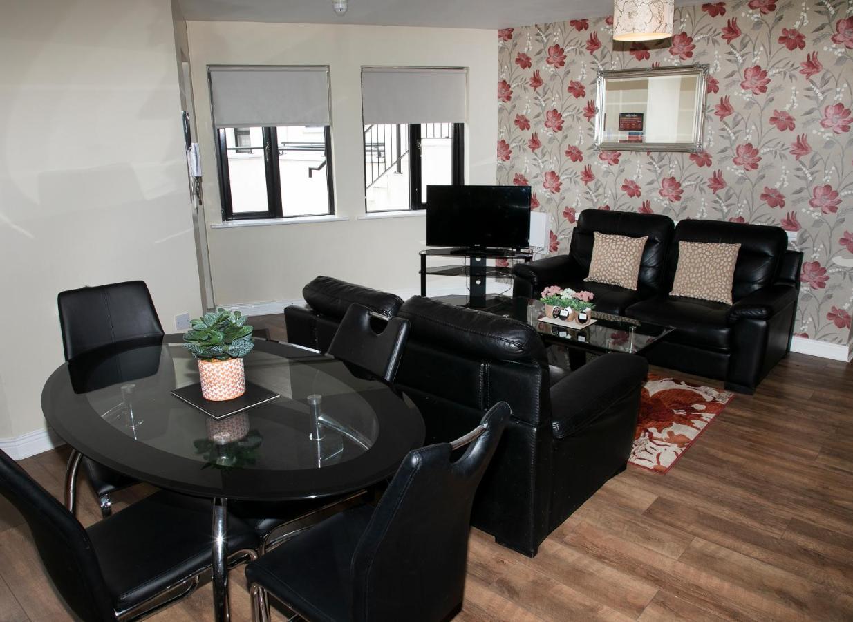 Arch House Apartments Атлоун Екстериор снимка