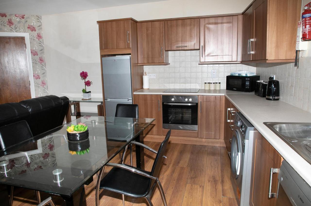 Arch House Apartments Атлоун Екстериор снимка