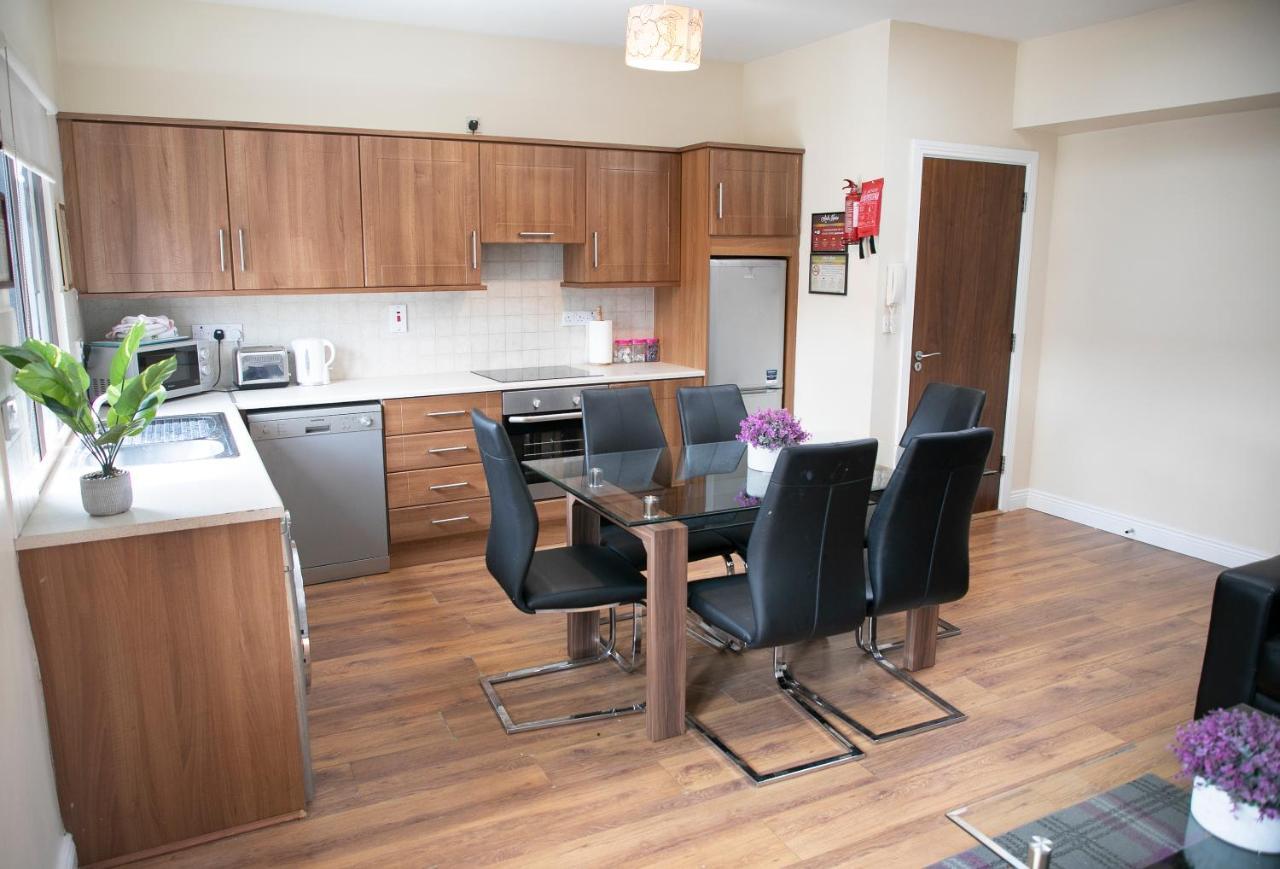 Arch House Apartments Атлоун Екстериор снимка