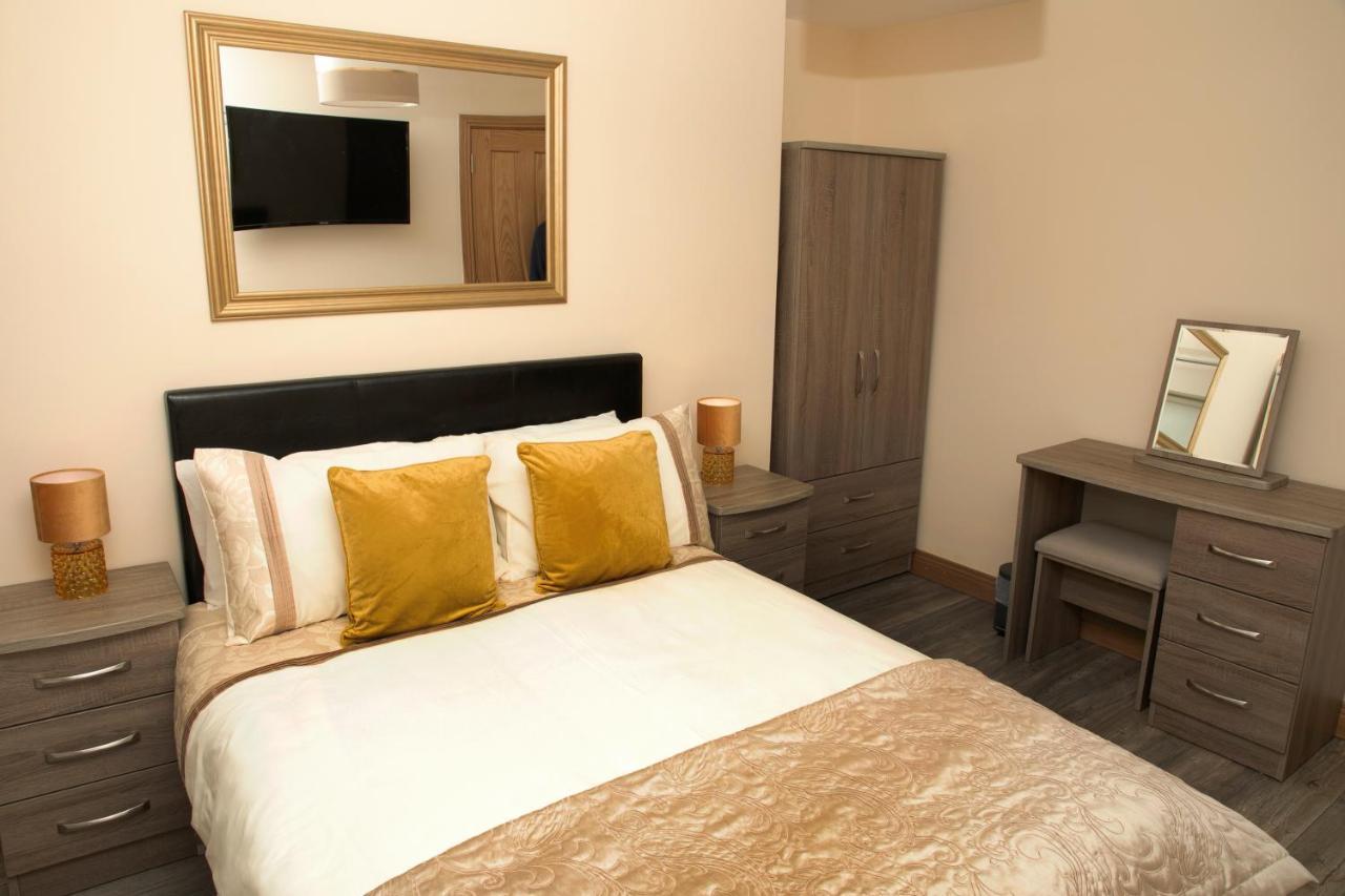 Arch House Apartments Атлоун Екстериор снимка