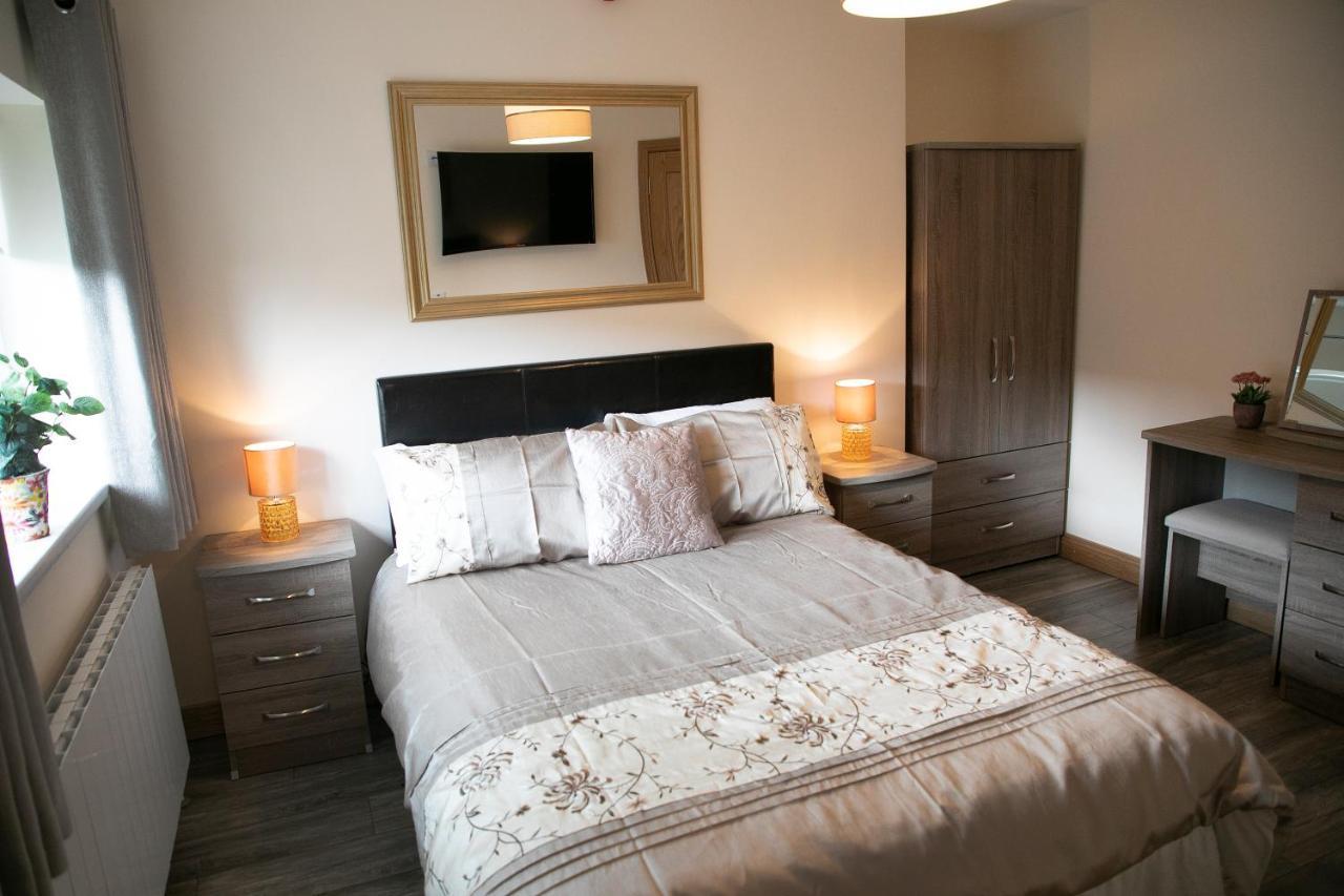 Arch House Apartments Атлоун Екстериор снимка